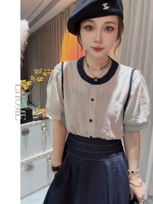 小众不撞款套装夏季新款别致绝美圆领撞色条纹衬衫高腰牛仔半身裙