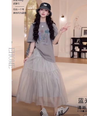 绝美夏季薄款小套装减龄百搭卡通印花短袖T恤气质显瘦网纱半身裙