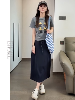 2025超火夏装一整套卡通小猫圆领短袖T恤百搭气质抽绳半身裙套装