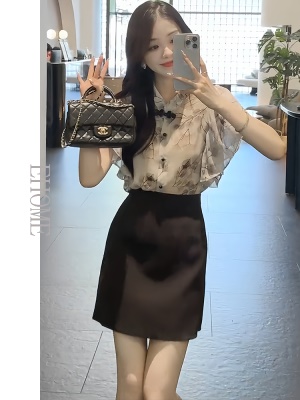 减龄一整套穿搭夏季国风新中式水墨画盘扣领飞飞袖小衬衫A字短裙