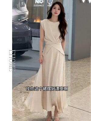 巨好看的夏装套装法式气质高级感后背系带收腰无袖上衣高腰半身裙